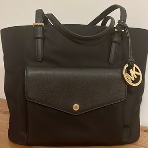 Black colored, Michael Kors Handbag, Like new condition